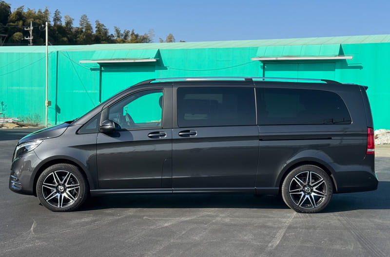 Mercedes-Benz V-Class 02